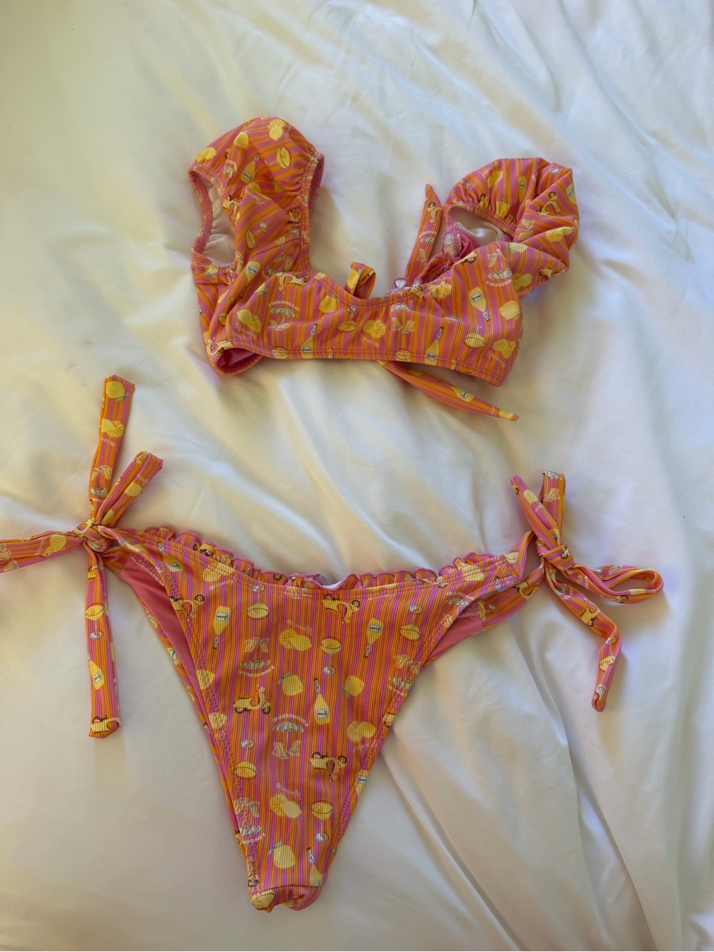 Dippin Daisys Bikini - Picture 4 of 4